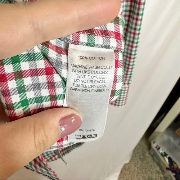 Vineyard Vines Plaid Red Green Button Down Classic Fit Tucker Shirt Men’s XL - Picture 5 of 9